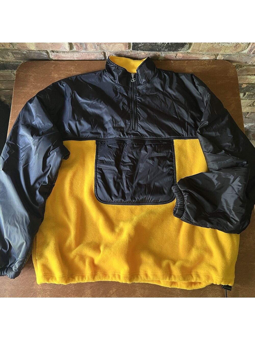 Vintage Yellow Black Champion Fleece Jacket Size XL Mountaineers Kangaroo Pouch